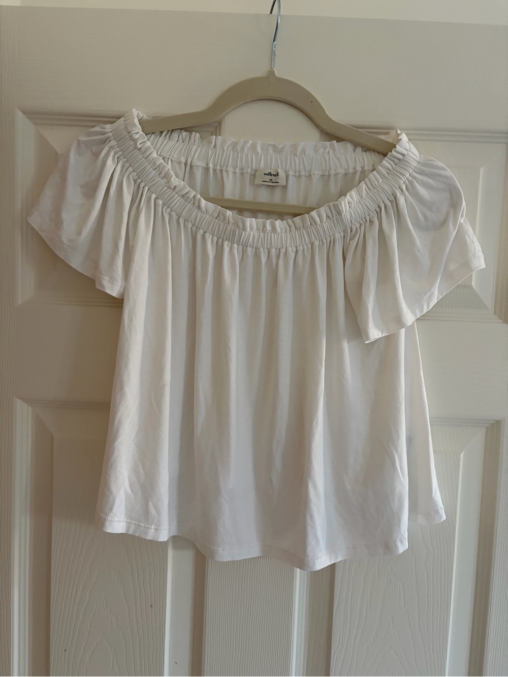 Wilfred White Off-Shoulder Ruffle Top
